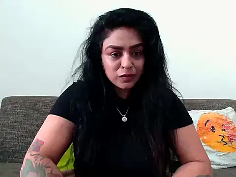 Snapshot of indianishkq7 chatting on 17, 9, 2025 indianishkq7 online show from 17, 9, 2025