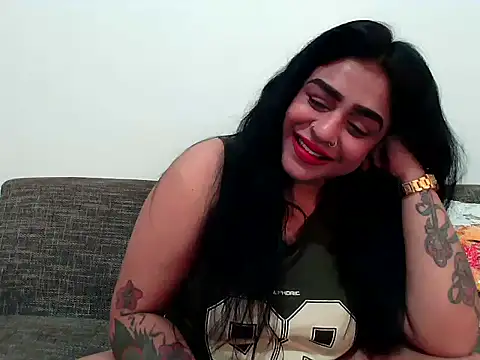Snapshot of indianishkq7 chatting on 4, 10, 2025 indianishkq7 online show from 4, 10, 2025