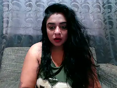 Snapshot of indianishkq7 chatting on 14, 2, 2025 indianishkq7 online show from 14, 2, 2025