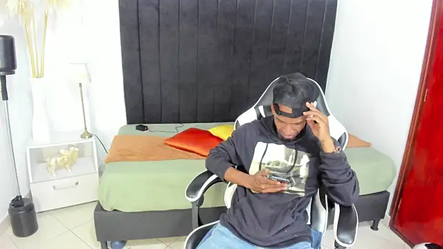 anhtony wayans online show from 13, 11, 2025