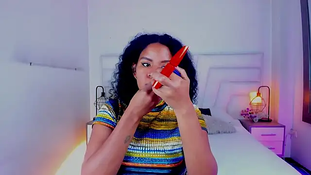 Ellie Alves online show from 13, 2, 2025