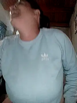 Snapshot of AyantiPonz79 chatting on 6, 11, 2025 AyantiPonz79 online show from 6, 11, 2025