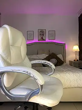 milly cruz online show from 3, 3, 2026