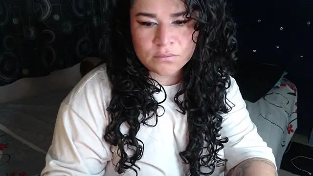Snapshot of ANGELIQUE_KLANE chatting on 19, 6, 2026 ANGELIQUE KLANE online show from 19, 6, 2026