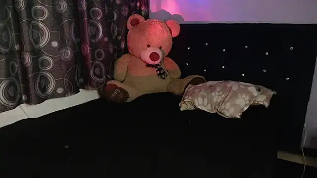 ANGELIQUE KLANE online show from 19, 3, 2026