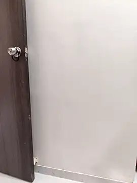 MumbaiMaskGirl online show from 25, 2, 2025