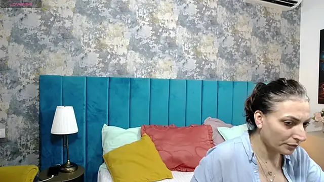 LisaCroft online show from 26, 11, 2025