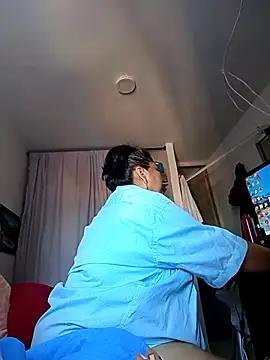 Brenda Berck  online show from 2, 12, 2025