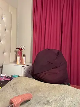 Snapshot of SEXaddictCANDY10 chatting on 21, 10, 2025 SEXaddictCANDY10 online show from 21, 10, 2025