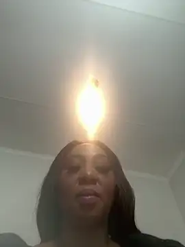 Bootyliciouse21X online show from 20, 6, 2026
