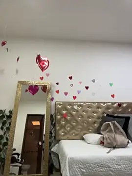 Fancyxlove online show from 22, 4, 2026