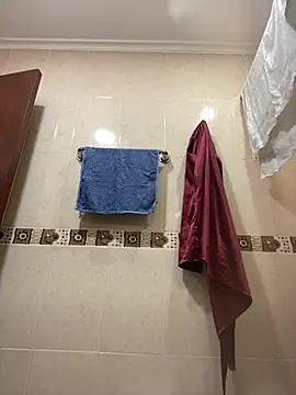 Fancyxlove online show from 3, 11, 2025