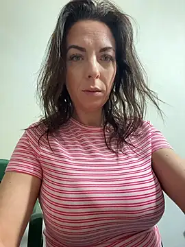 Almmaxxxx online show from 27, 10, 2025