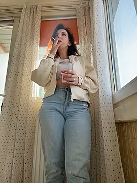 Almmaxxxx online show from 8, 3, 2026