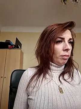 Almmaxxxx online show from 3, 3, 2025