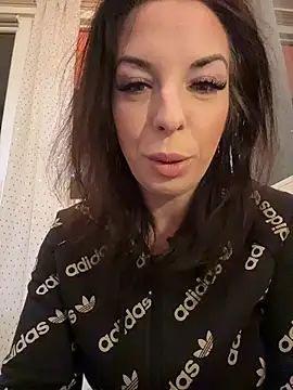 Almmaxxxx online show from 11, 3, 2026