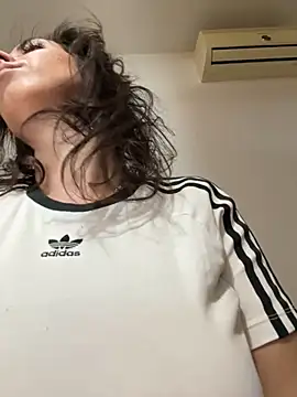 Almmaxxxx online show from 17, 10, 2025