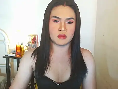 Snapshot of JustineBIGCUM chatting on 12, 10, 2025 JustineBIGCUM online show from 12, 10, 2025