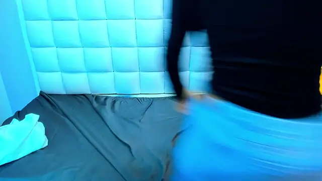 teresasroom  online show from 19, 4, 2026