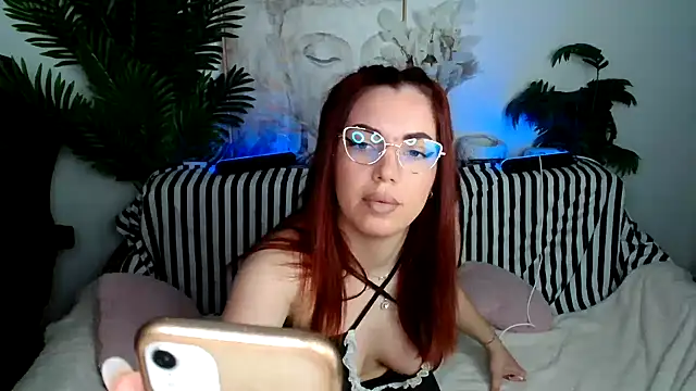 Snapshot of SEXY-GODDESabrina chatting on 23, 3, 2025 SEXY-GODDESabrina online show from 23, 3, 2025