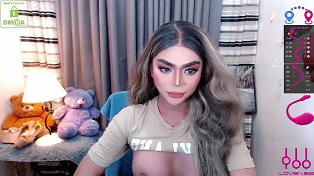 Snapshot of Fantacyoflove chatting on 19, 11, 2025 Fantacyoflove online show from 19, 11, 2025