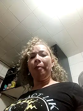 dalilasquirt1 online show from 5, 1, 2026