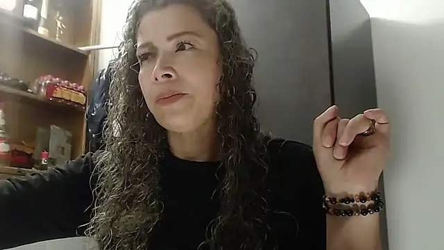 dalilasquirt1 online show from 10, 3, 2026