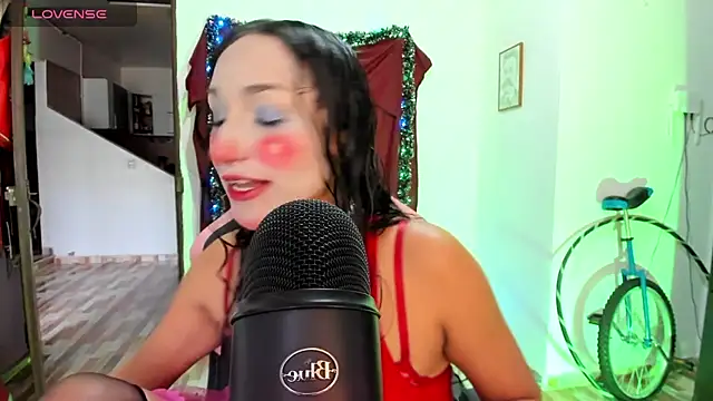 Snapshot of adrena_10 chatting on 17, 5, 2026 adrena 10 online show from 17, 5, 2026