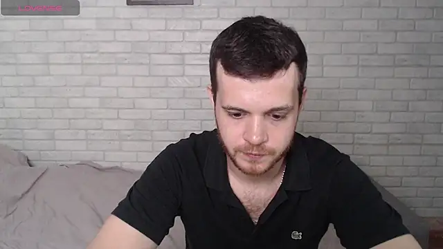 Snapshot of Alexxx_horny chatting on 28, 7, 2026 Alexxx horny online show from 28, 7, 2026