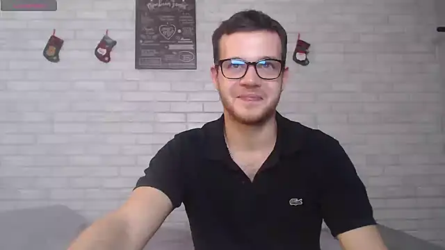 Alexxx horny online show from 4, 1, 2025