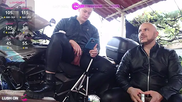 simon and david online show from 5, 11, 2025