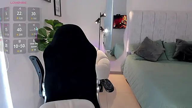 AmyWood online show from 10, 3, 2026