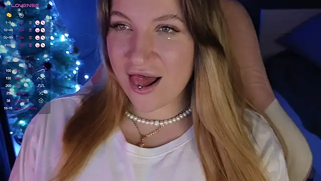 Snapshot of Fairy__Sofia chatting on 26, 12, 2024 Fairy Sofia online show from 26, 12, 2024