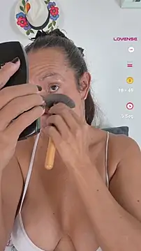 YOURSDEBORA online show from 20, 2, 2026