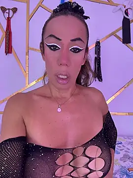 YOURSDEBORA online show from 30, 4, 2026