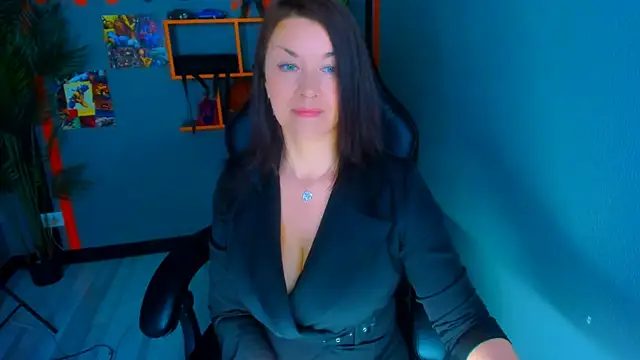 Snapshot of AnaMills chatting on 1, 5, 2026 AnaMills online show from 1, 5, 2026