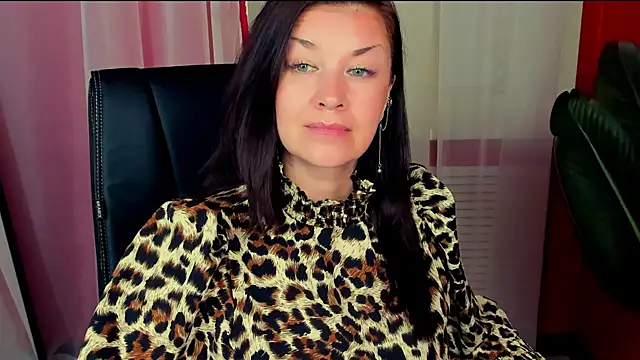 AnaMills online show from 10, 7, 2026