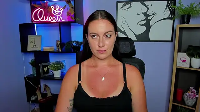 Snapshot of FUN_AMI chatting on 2, 6, 2026 FUN AMI online show from 2, 6, 2026