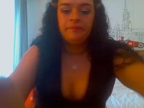 Snapshot of luanadigarda chatting on 5, 2, 2025 luanadigarda online show from 5, 2, 2025