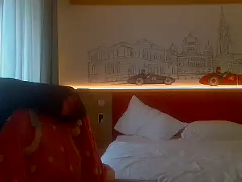 Snapshot of luanadigarda chatting on 10, 2, 2025 luanadigarda online show from 10, 2, 2025