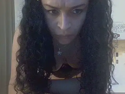 Snapshot of luanadigarda chatting on 4, 2, 2025 luanadigarda online show from 4, 2, 2025