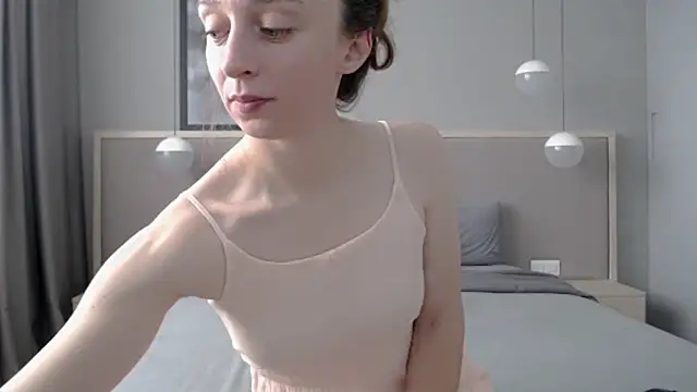 ShySchoolGirl online show from 16, 9, 2025
