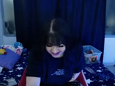 Snapshot of liseth_01hot chatting on 12, 11, 2025 liseth 01hot online show from 12, 11, 2025