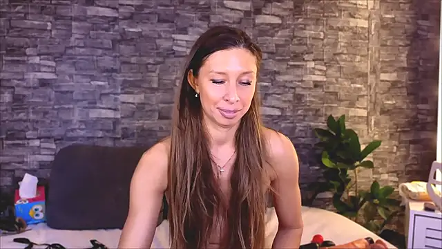 JennyPisik online show from 4, 10, 2025