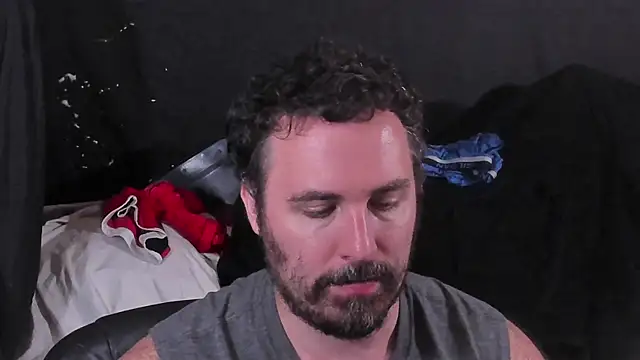 Snapshot of Metalstud chatting on 31, 7, 2026 Metalstud online show from 31, 7, 2026
