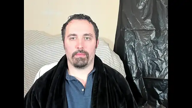 Snapshot of Metalstud chatting on 18, 11, 2025 Metalstud online show from 18, 11, 2025