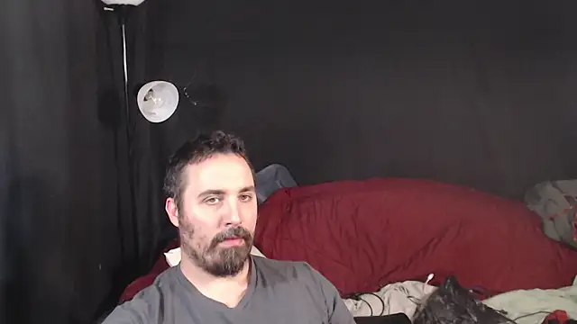 Snapshot of Metalstud chatting on 27, 10, 2025 Metalstud online show from 27, 10, 2025