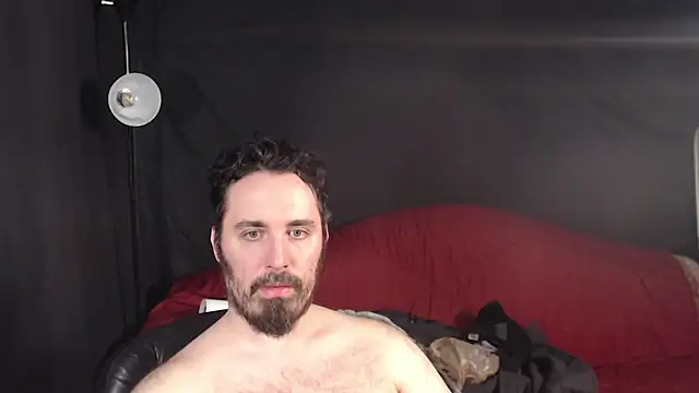 Snapshot of Metalstud chatting on 10, 3, 2025 Metalstud online show from 10, 3, 2025