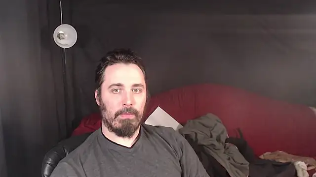 Snapshot of Metalstud chatting on 22, 3, 2025 Metalstud online show from 22, 3, 2025