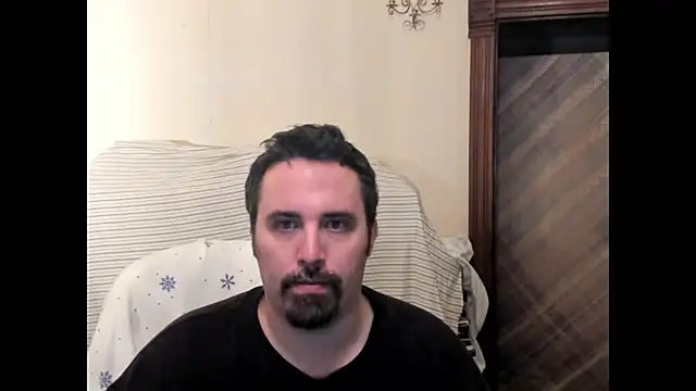 Snapshot of Metalstud chatting on 11, 11, 2025 Metalstud online show from 11, 11, 2025